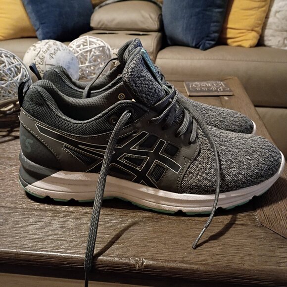 Women's Asics Running Shoes Size 10 (very good) - Picture 1 of 5